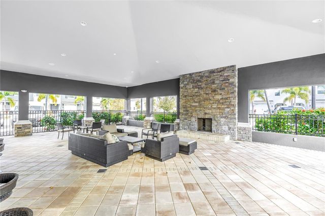 8637 DAYDREAM STREET, Sarasota, FL 34238