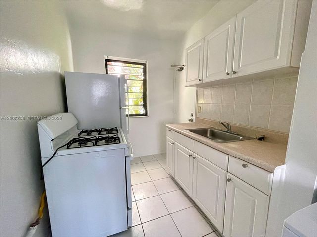 411 Meridian Avenue 7, Miami Beach, FL 33139