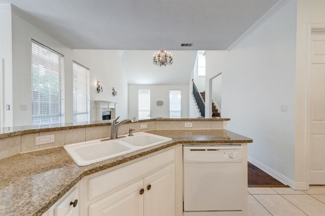 1404 Clearwater Court, Grapevine, TX 76051