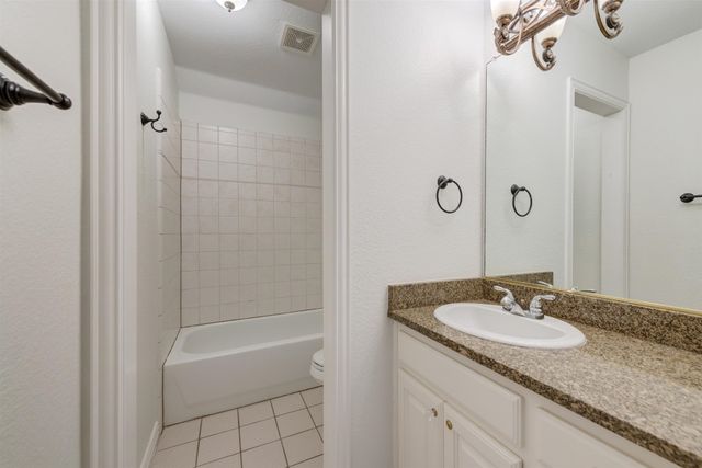 1404 Clearwater Court, Grapevine, TX 76051