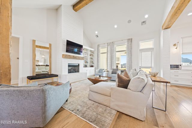 103 Golden Eye Drive, Lafayette, LA 70508