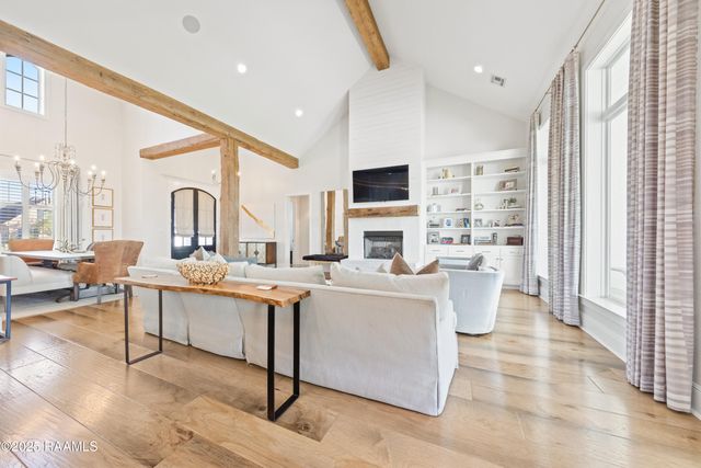 103 Golden Eye Drive, Lafayette, LA 70508