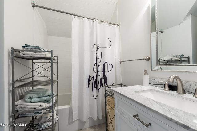 103 Golden Eye Drive, Lafayette, LA 70508