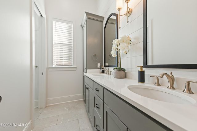 103 Golden Eye Drive, Lafayette, LA 70508