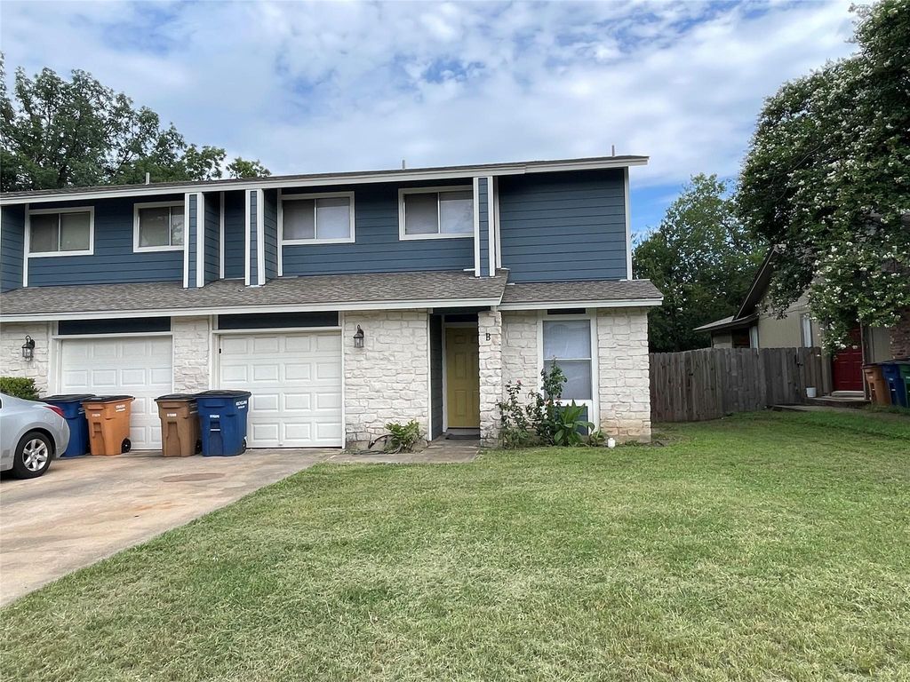 8811 Cainwood LN B, Austin, TX 78729