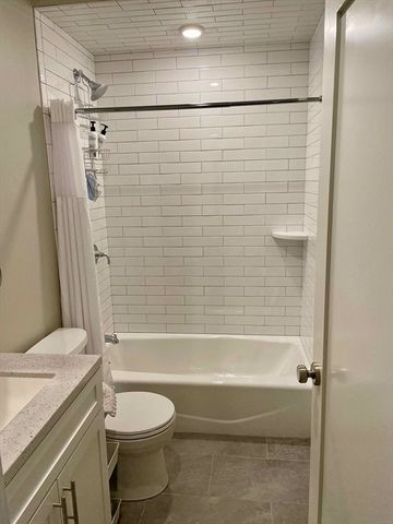 29 Vassal Ln 2, Cambridge, MA 02138