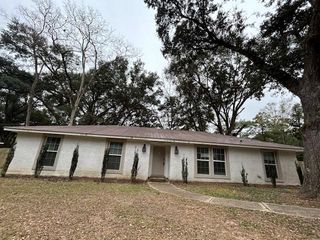 8051 Kimberlin S Drive, Mobile, AL 36695