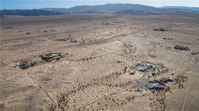 6220 Lanes Lane, 29 Palms, CA 92277