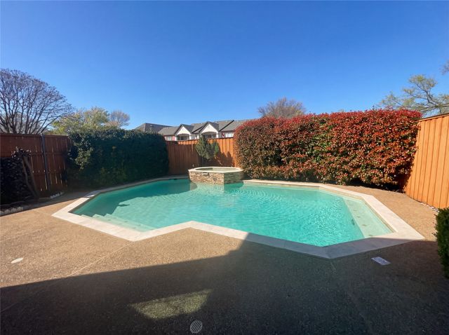 2741 Barrington Drive, Plano, TX 75093