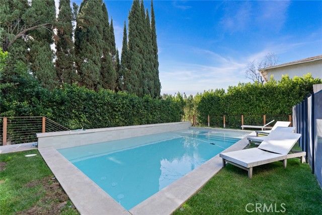 2656 Locksley, Los Angeles, CA 90039