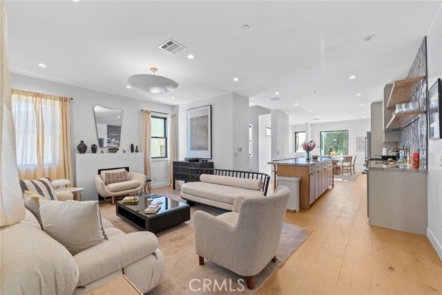 2656 Locksley, Los Angeles, CA 90039