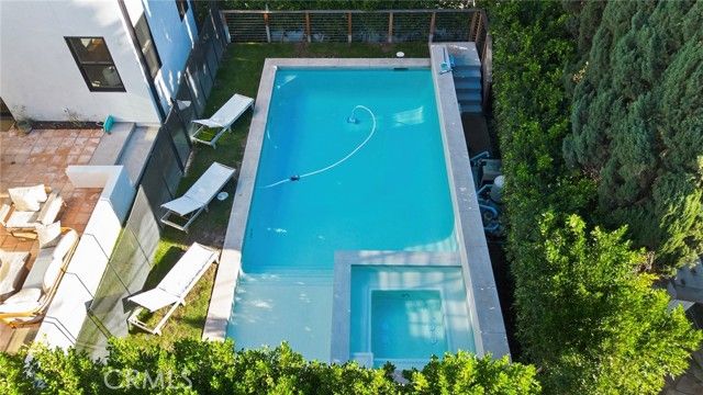 2656 Locksley, Los Angeles, CA 90039