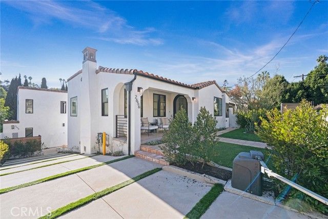 2656 Locksley, Los Angeles, CA 90039