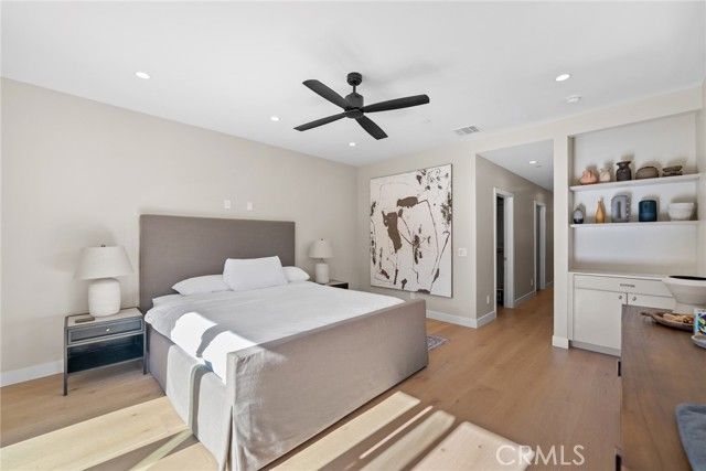 2656 Locksley, Los Angeles, CA 90039