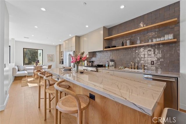 2656 Locksley, Los Angeles, CA 90039