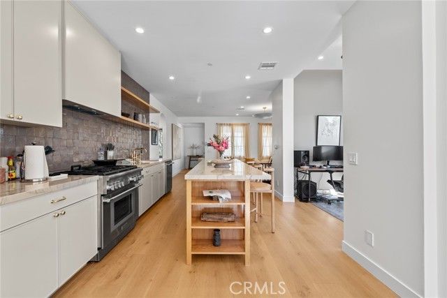 2656 Locksley, Los Angeles, CA 90039