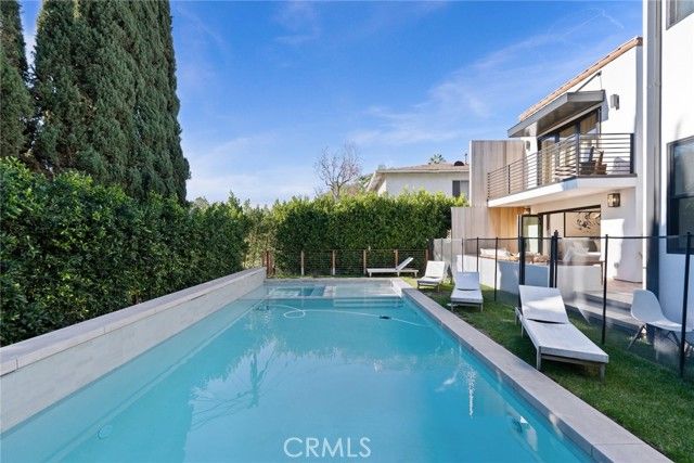 2656 Locksley, Los Angeles, CA 90039