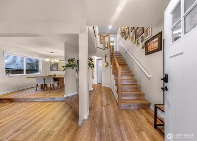 997 Goat Trail Loop Road, Mukilteo, WA 98275