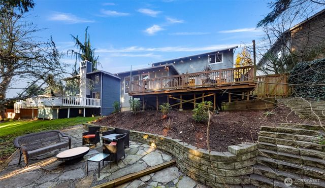 997 Goat Trail Loop Road, Mukilteo, WA 98275