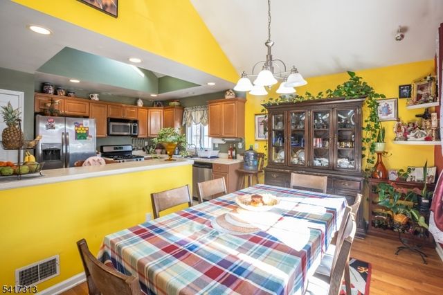 138 S Salem St, Dover Town, NJ 07801