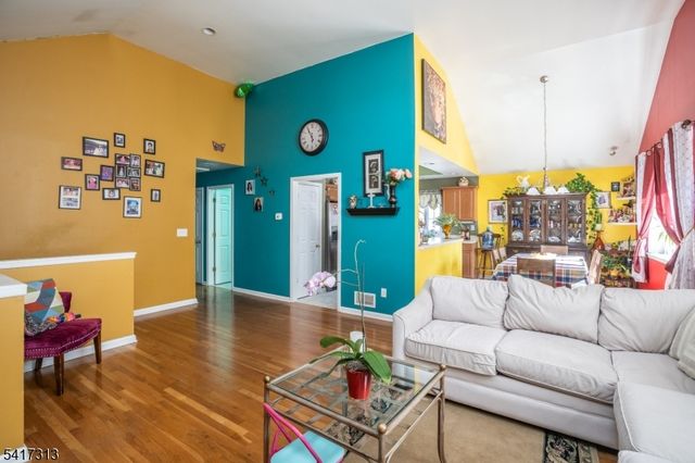 138 S Salem St, Dover Town, NJ 07801