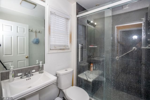 138 S Salem St, Dover Town, NJ 07801