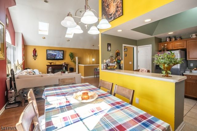 138 S Salem St, Dover Town, NJ 07801