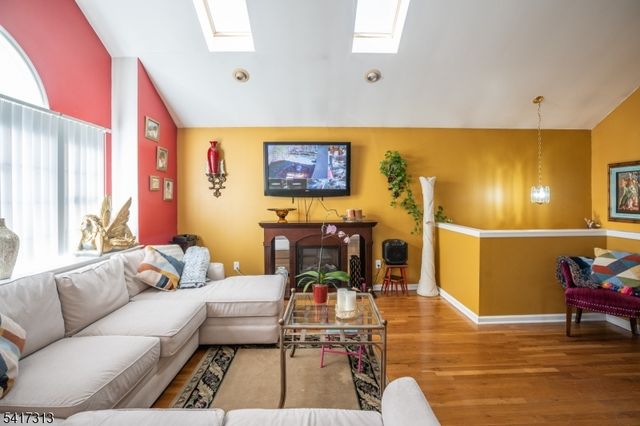 138 S Salem St, Dover Town, NJ 07801