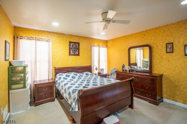 138 S Salem St, Dover Town, NJ 07801