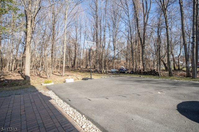 138 S Salem St, Dover Town, NJ 07801