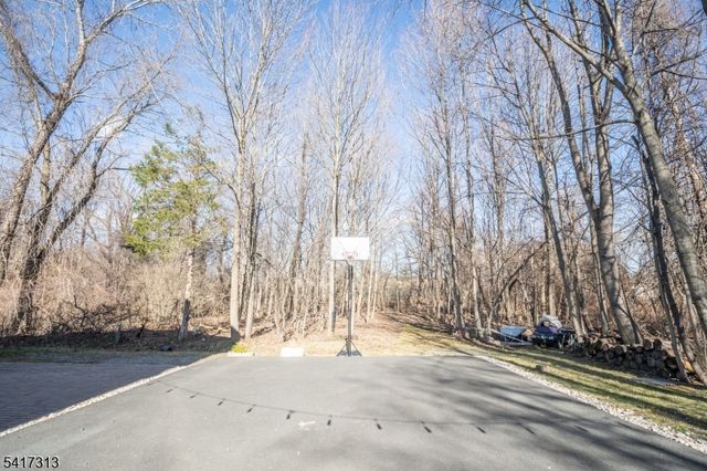 138 S Salem St, Dover Town, NJ 07801