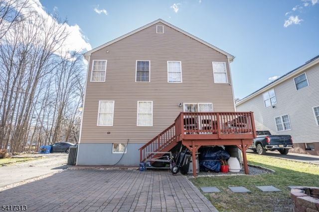 138 S Salem St, Dover Town, NJ 07801
