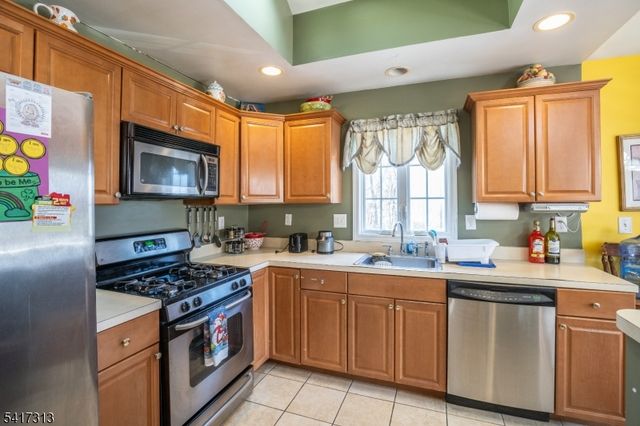 138 S Salem St, Dover Town, NJ 07801