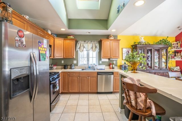 138 S Salem St, Dover Town, NJ 07801