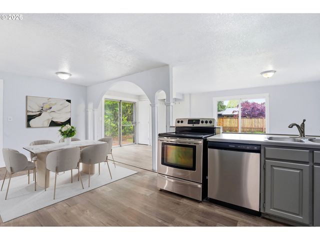 1203 Ne 190TH Pl, Portland, OR 97230