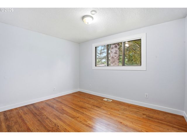 1203 Ne 190TH Pl, Portland, OR 97230