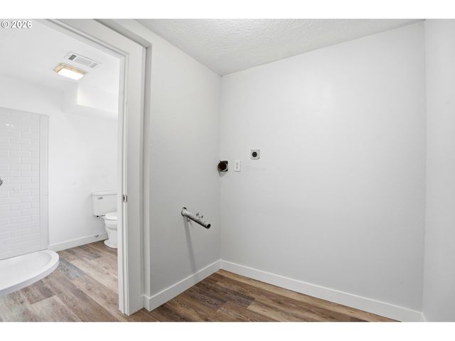 1203 Ne 190TH Pl, Portland, OR 97230