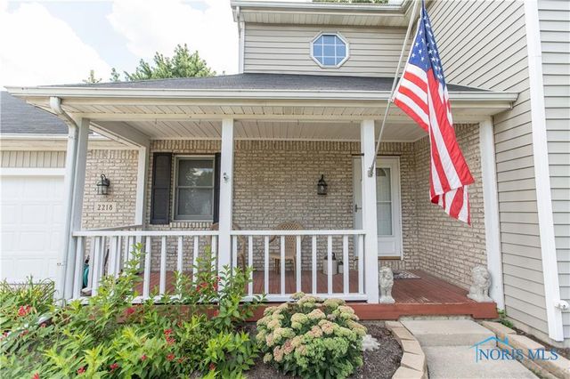 2218 Willowtree Lane, Maumee, OH 43537
