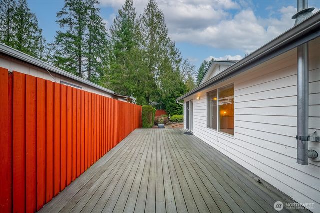 9800 Steamboat Island Road NW, Olympia, WA 98502