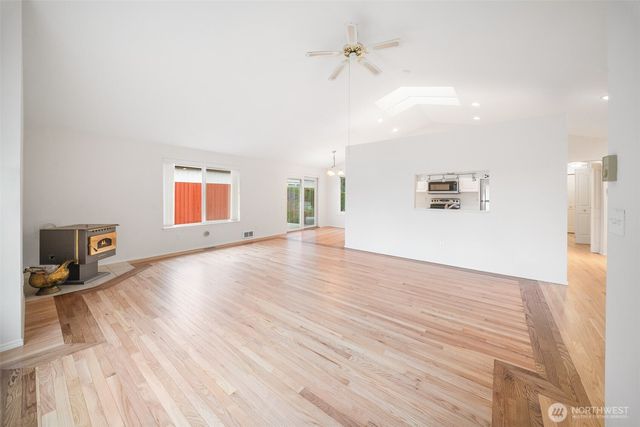 9800 Steamboat Island Road NW, Olympia, WA 98502