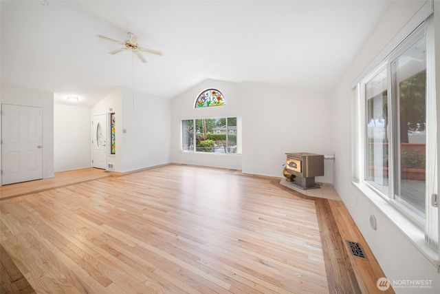 9800 Steamboat Island Road NW, Olympia, WA 98502