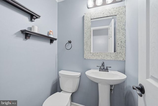 817 FALCON DR, Upper Marlboro, MD 20774