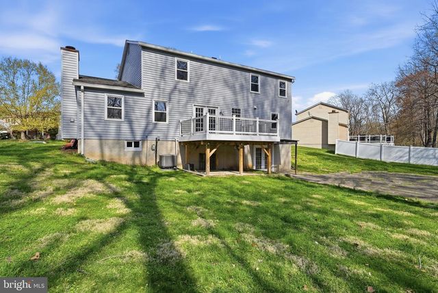 817 FALCON DR, Upper Marlboro, MD 20774