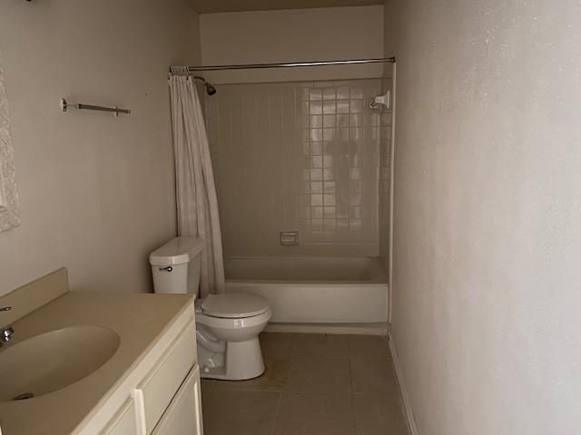 2142 Greenbriar Colony Drive, Houston, TX 77032