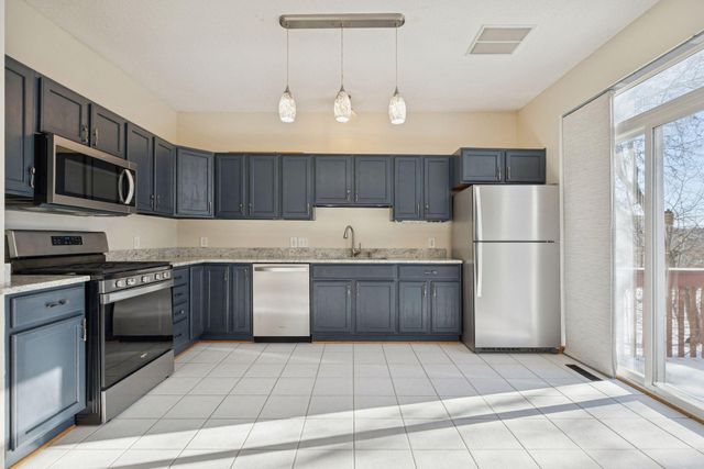 16889 79th Avenue N, Maple Grove, MN 55311