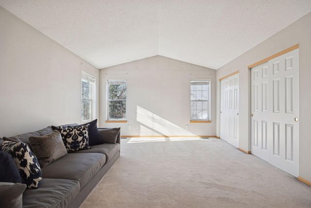 16889 79th Avenue N, Maple Grove, MN 55311