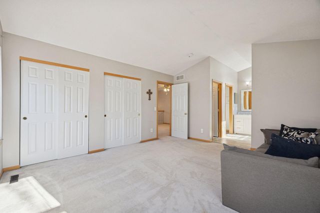 16889 79th Avenue N, Maple Grove, MN 55311