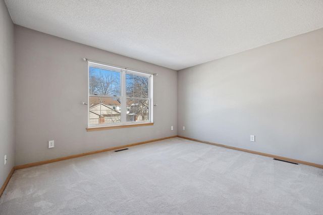 16889 79th Avenue N, Maple Grove, MN 55311