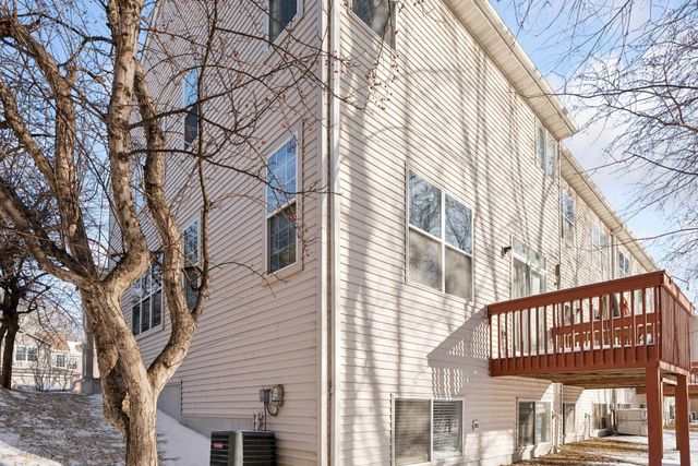 16889 79th Avenue N, Maple Grove, MN 55311