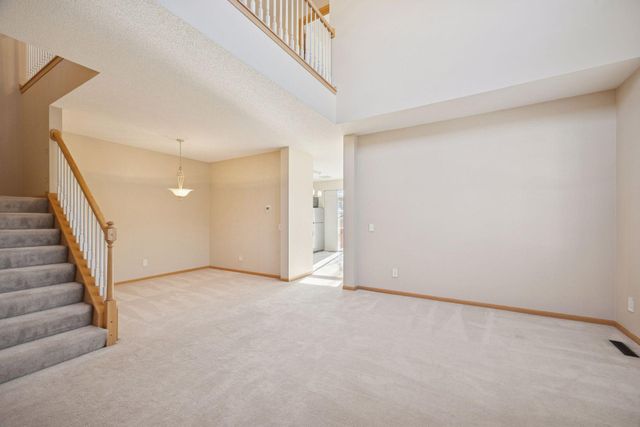 16889 79th Avenue N, Maple Grove, MN 55311